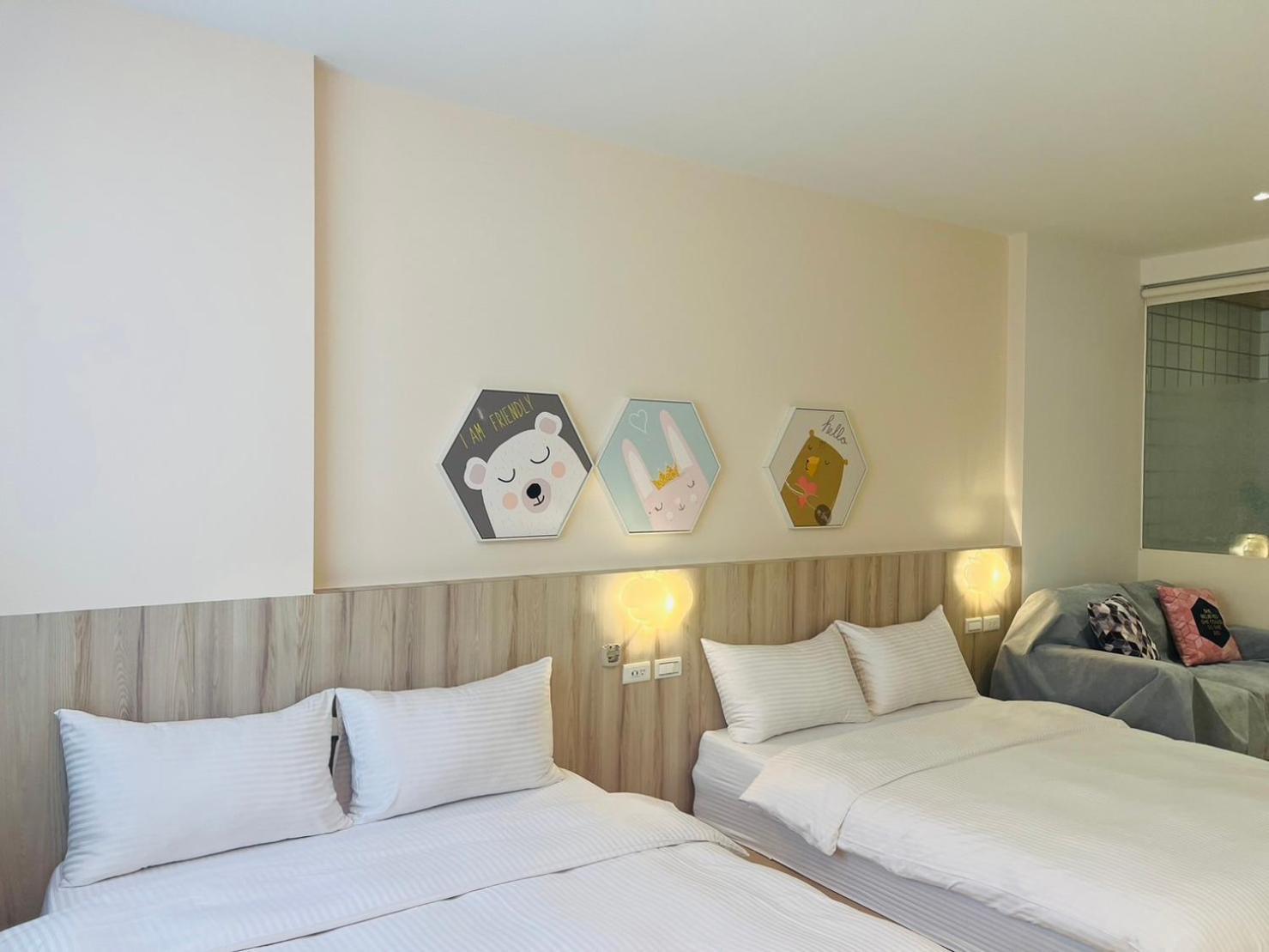 Canal Walk Inn Tainan Extérieur photo