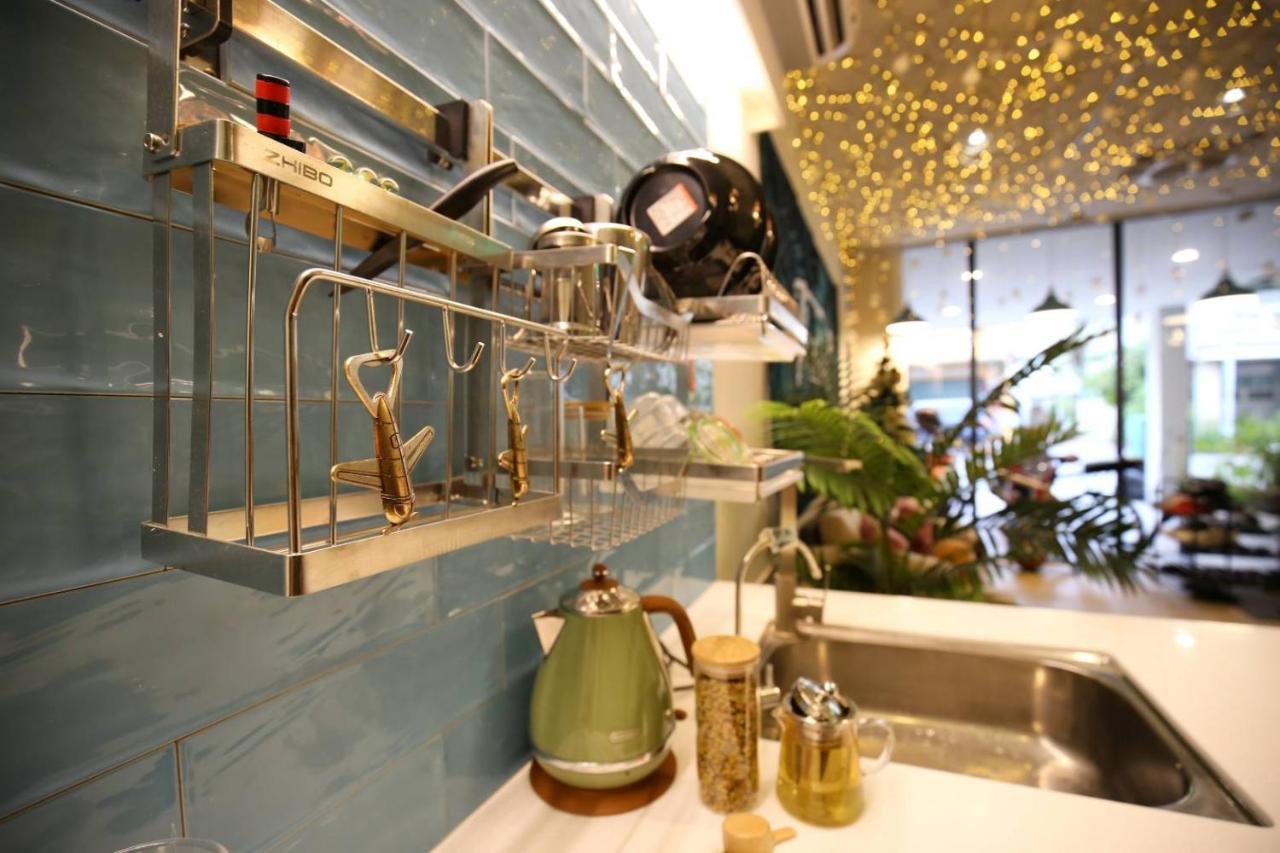 Canal Walk Inn Tainan Extérieur photo
